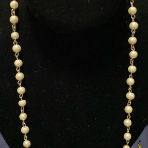 Faux Pearl and silver-toned links in between